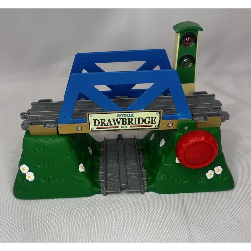 Thomas & Friends Take Along Sodor Drawbridge, Rescue Station, Wellsworth Station - Picture 8 of 11
